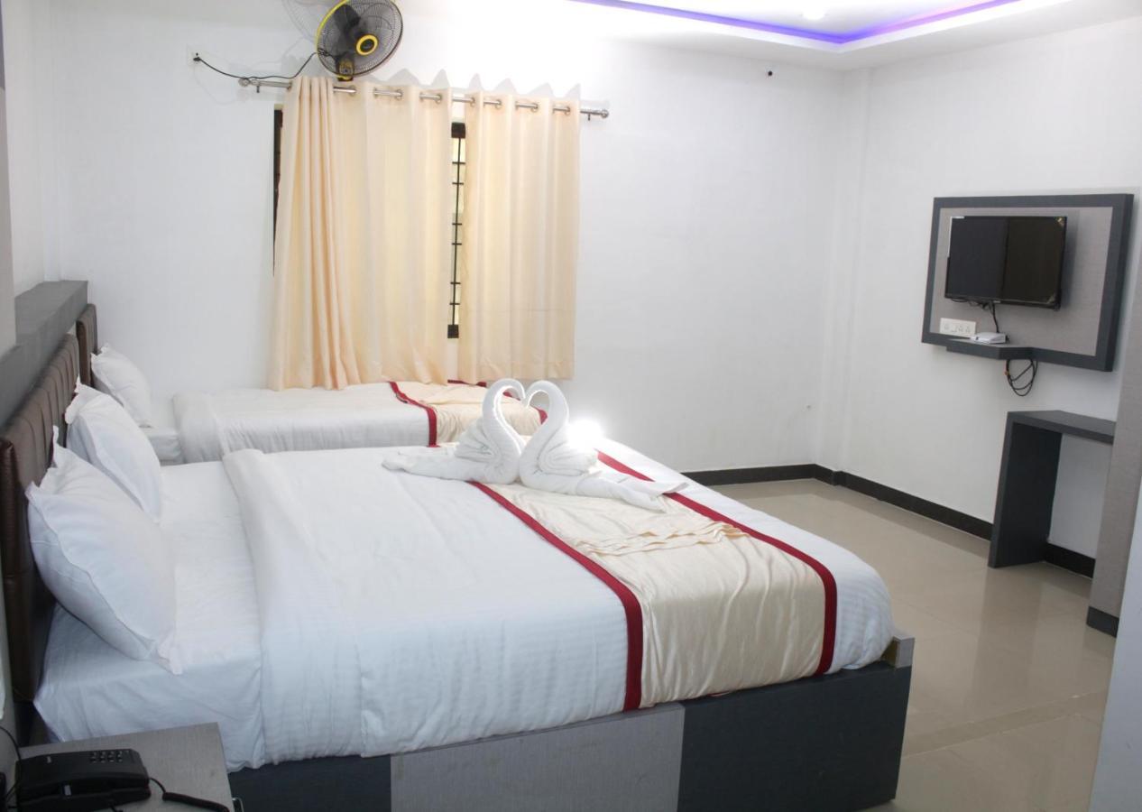 Hotel Shawrya The Grand Madikeri Exterior photo