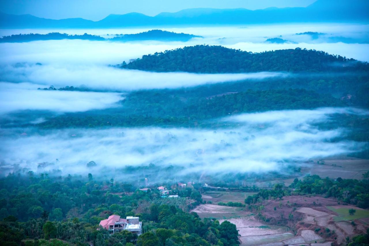 Hotel Shawrya The Grand Madikeri Exterior photo